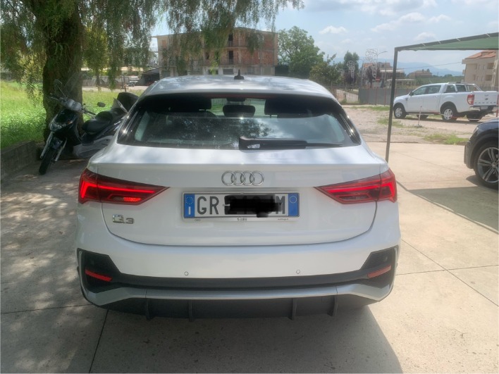 "disponibile" Audi Q3 Sprtback SLine 2.0 Tdi 150 CV - immagine 29